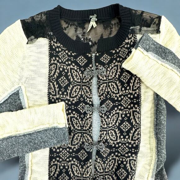 Y2K Women’s lace whimsigoth Grunge lace Cardigan Metal Goth XS Gimmicks BKE - Picture 6 of 16